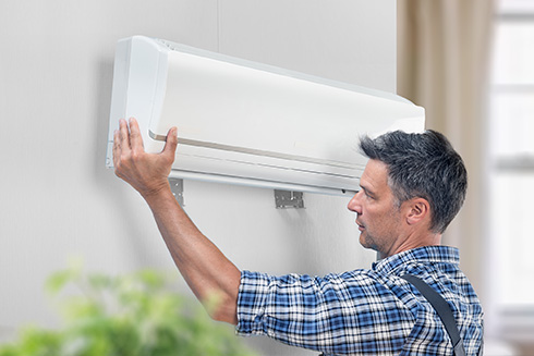 Монтаж кондиционеров от Планета Комфорта в Крыму Монтаж кондиционеров от Планета Комфорта в Крыму